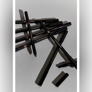 Victoria Beckham Satin Kajal eyeliner4 colors:black,olive, seagrey,Smokeyquartz